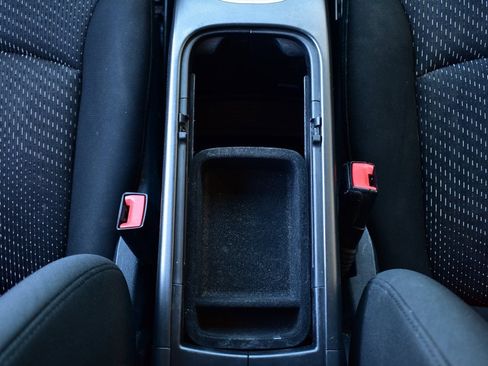 Used 2020 Dodge Journey SE w/ SE Popular Equipment Group image 34