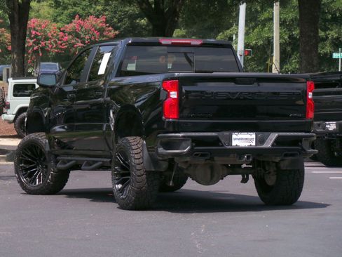 Used 2025 Chevrolet Silverado 1500 RST w/ Dark Appearance Package AWD/4WD image 3