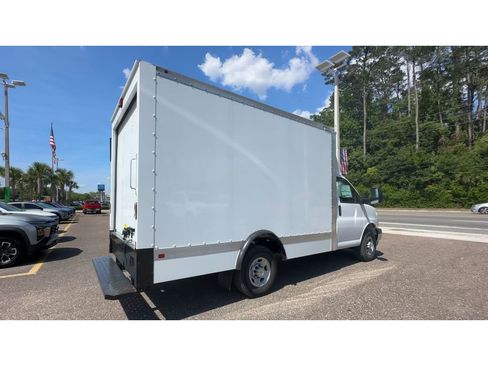 New 2025 Chevrolet Express 3500 Work Van w/ Power Convenience Package image 2