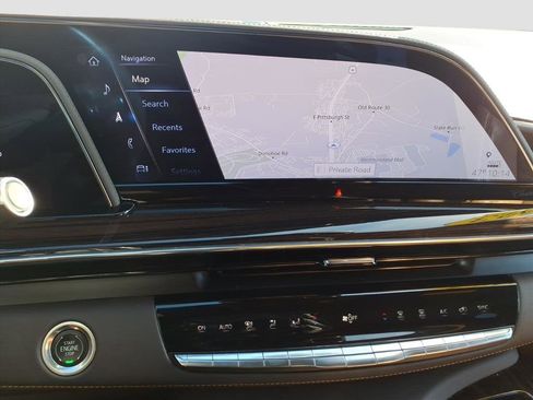 Used 2023 Cadillac Escalade ESV Premium Luxury image 27