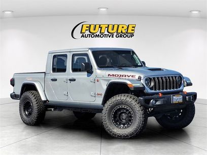 Used 2024 Jeep Gladiator Mojave