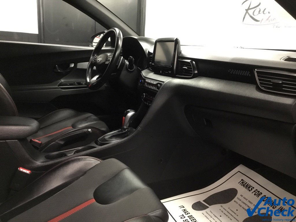Used 2021 Hyundai Veloster Turbo FWD image 27