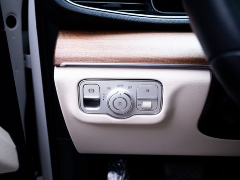 Used 2022 Mercedes-Benz GLE 350 4MATIC image 28