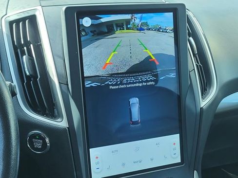 Used 2023 Ford Edge SEL image 29