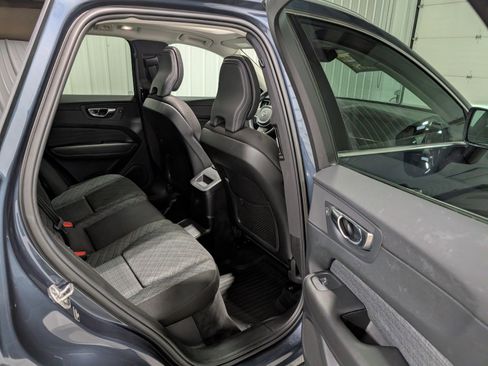 Used 2023 Volvo XC60 T8 Core image 25