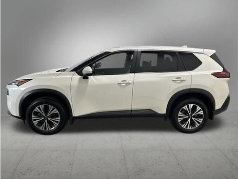 Used 2023 Nissan Rogue SV AWD/4WD image 2