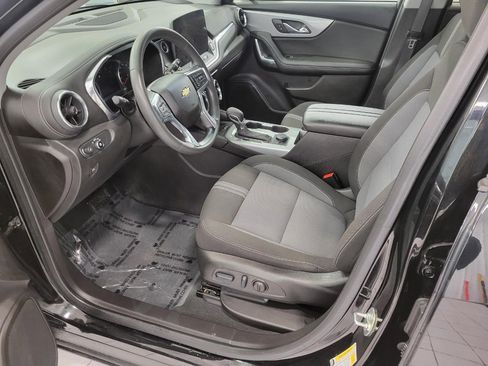 Used 2024 Chevrolet Blazer LT w/ Convenience Package image 9