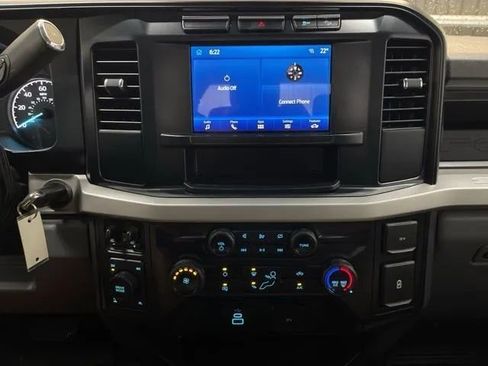 Used 2024 Ford F250 XL w/ XL Chrome Package image 18