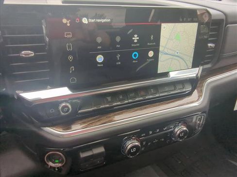 New 2025 GMC Sierra 2500 SLE w/ Max Trailering Package image 15