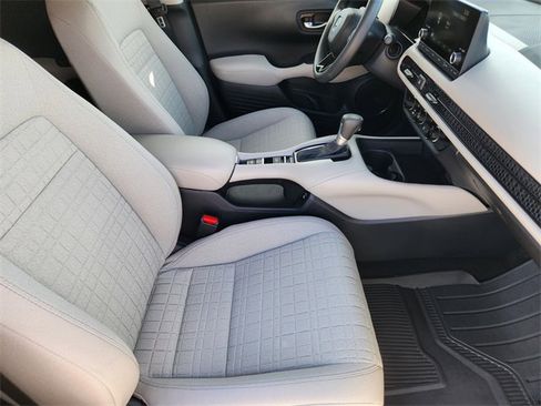 Used 2024 Honda HR-V LX image 14