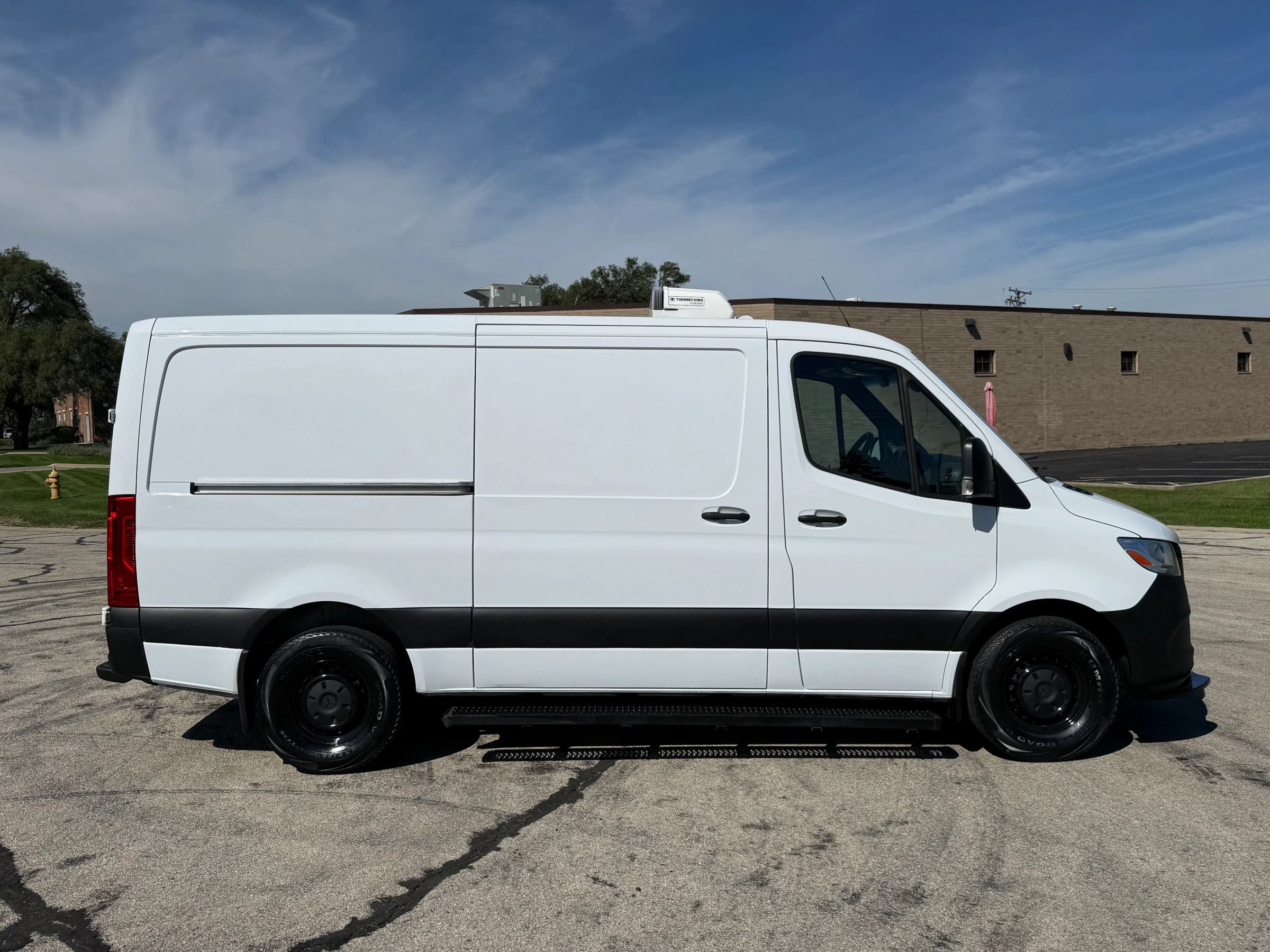 Used 2024 Mercedes-Benz Sprinter 2500 image 7