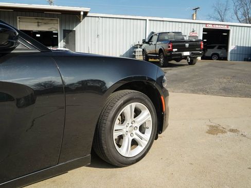 Used 2022 Dodge Charger SXT image 12