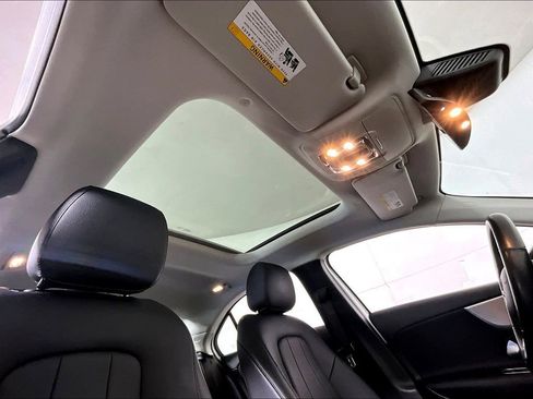 Used 2020 Mercedes-Benz A 220 image 22