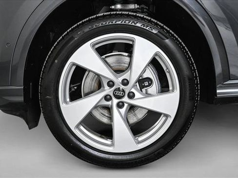 New 2025 Audi Q5 Premium Plus image 25