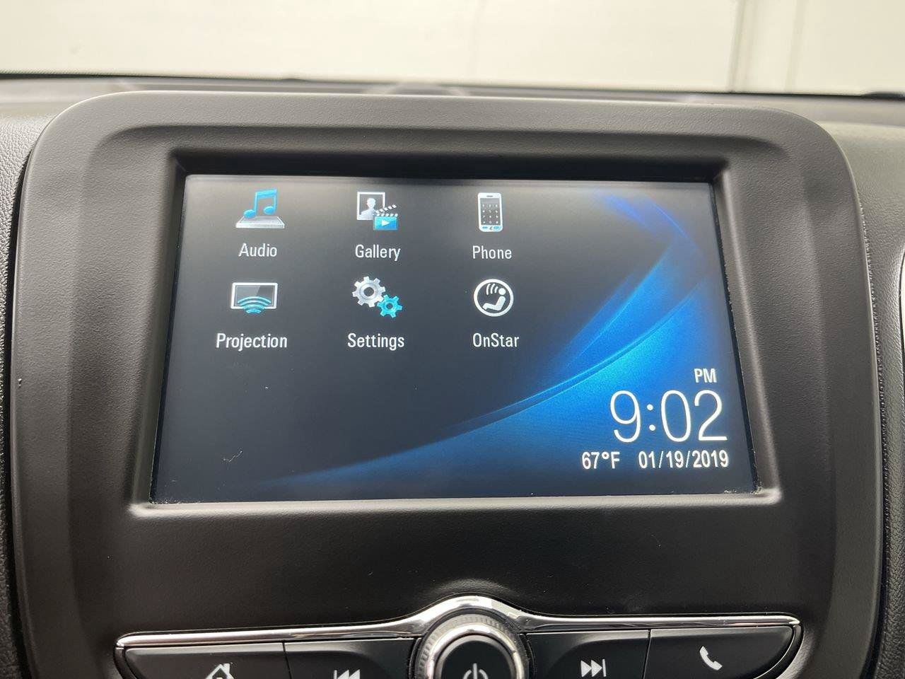Used 2018 Chevrolet Equinox LT AWD/4WD image 17