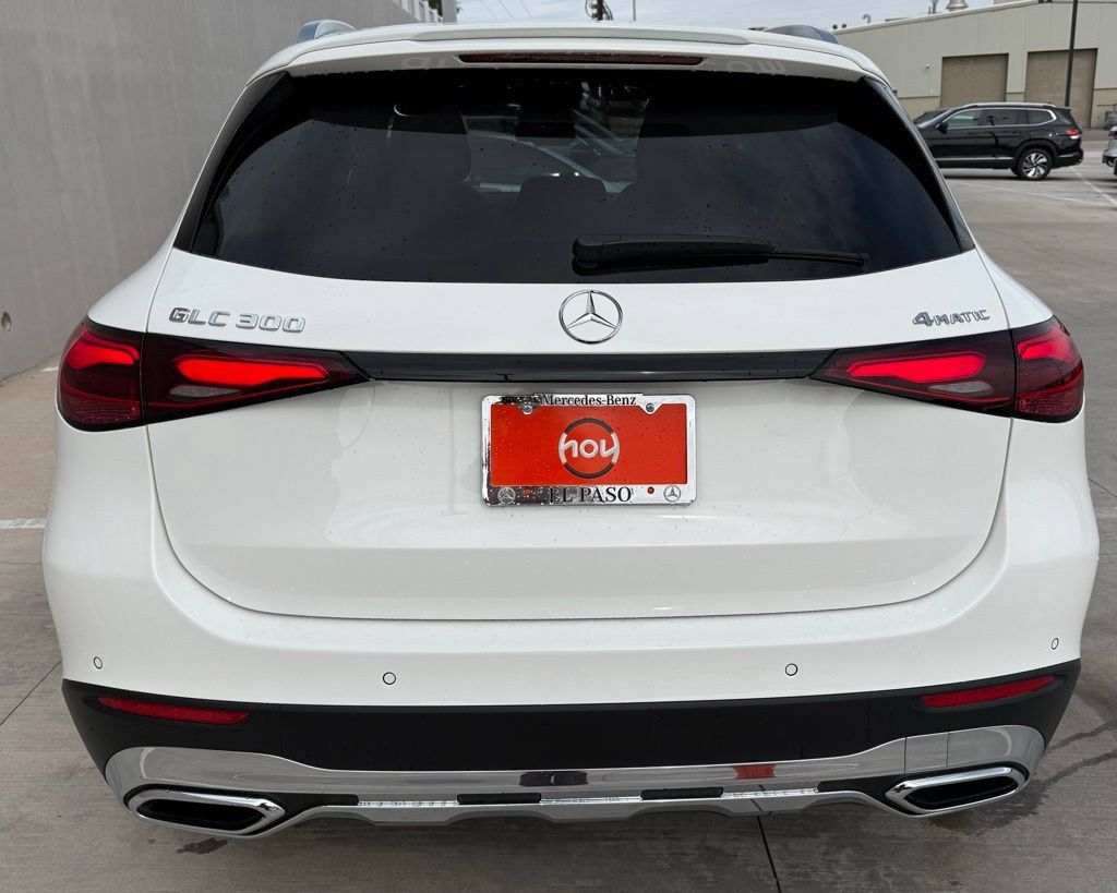 Used 2026 Mercedes-Benz GLC 300 4MATIC image 7