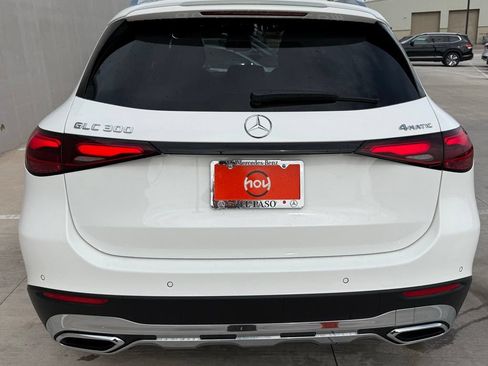 Used 2026 Mercedes-Benz GLC 300 4MATIC image 7