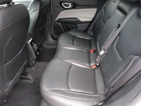 Certified 2025 Jeep Compass Limited AWD/4WD image 27