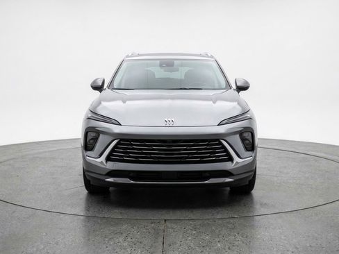 Used 2024 Buick Envision Preferred image 2