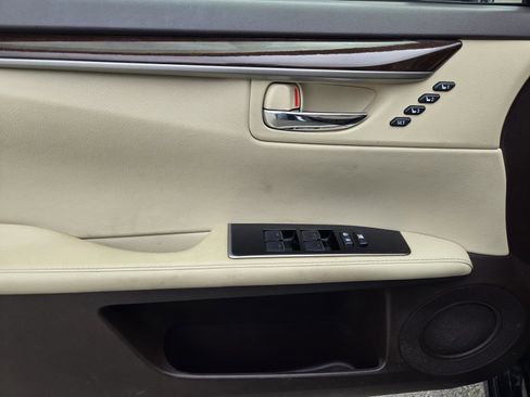 Used 2016 Lexus ES 350 image 17
