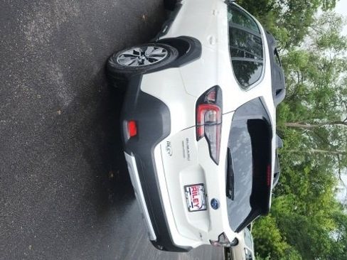 Used 2025 Subaru Outback Limited image 4