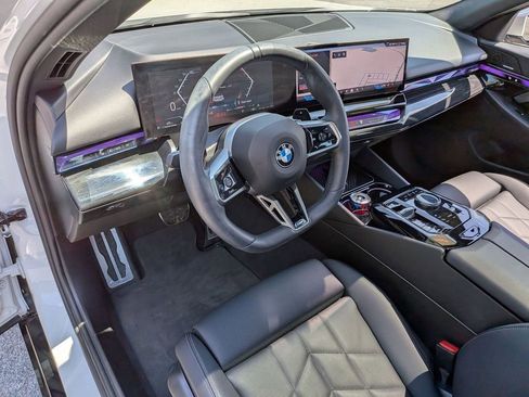Certified 2024 BMW 540i xDrive w/ M Sport Package AWD/4WD image 11