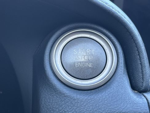 Used 2016 Lexus IS 200t image 12