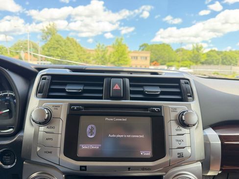 Used 2014 Toyota 4Runner Limited AWD/4WD image 12