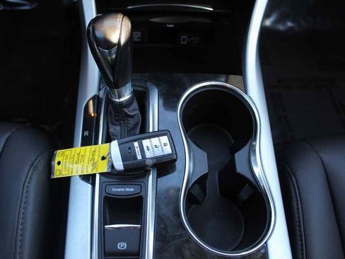 Used 2020 Acura TLX image 26
