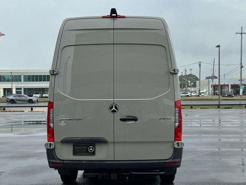 New 2025 Mercedes-Benz Sprinter 2500 image 4