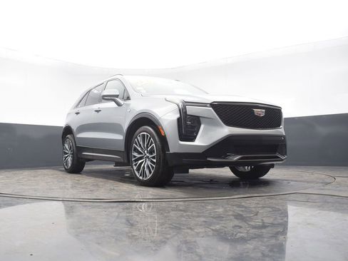 Used 2024 Cadillac XT4 Sport w/ Active Safety Package image 41