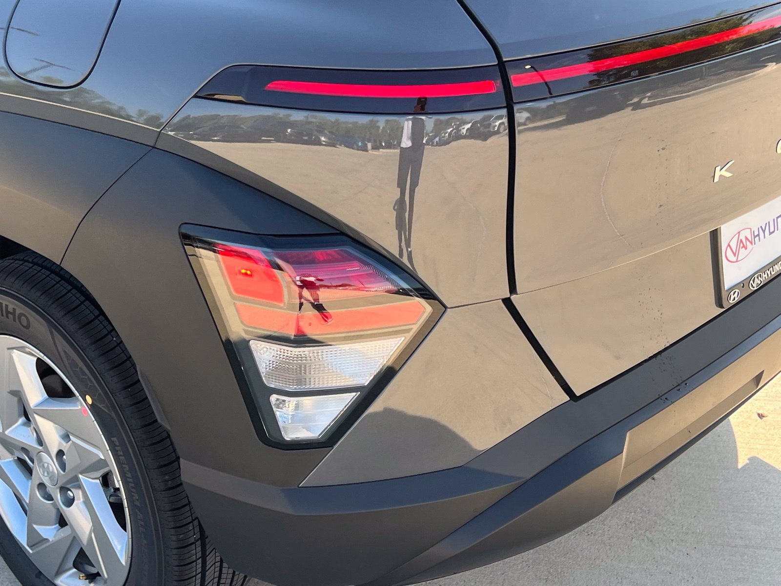 New 2027 Hyundai Kona SE FWD image 12