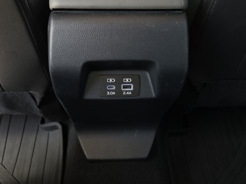 Used 2024 Subaru Crosstrek 2.0i Premium AWD/4WD image 15