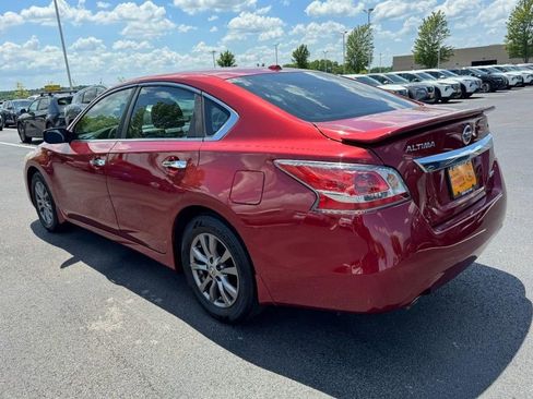 Used 2015 Nissan Altima 2.5 S w/ Special Edition Package FWD image 5