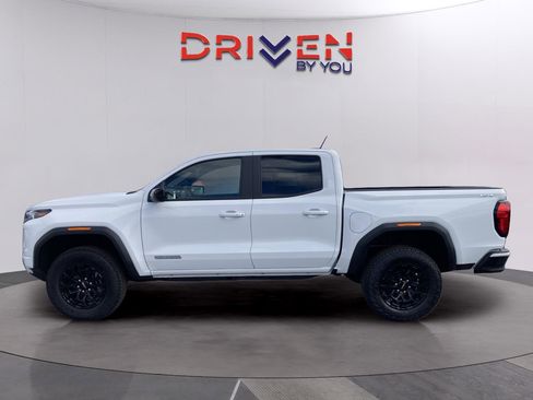 New 2026 GMC Canyon Elevation w/ Convenience Package image 2