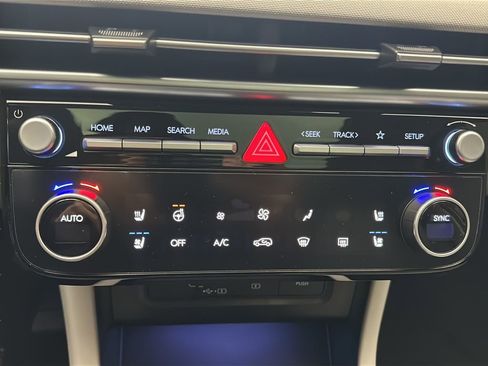 New 2026 Hyundai Tucson Limited AWD/4WD image 30