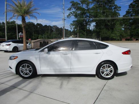 Used 2018 Ford Fusion SE image 20