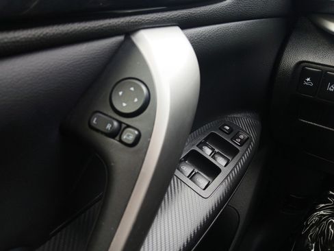 Used 2022 Mitsubishi Eclipse Cross SEL image 17