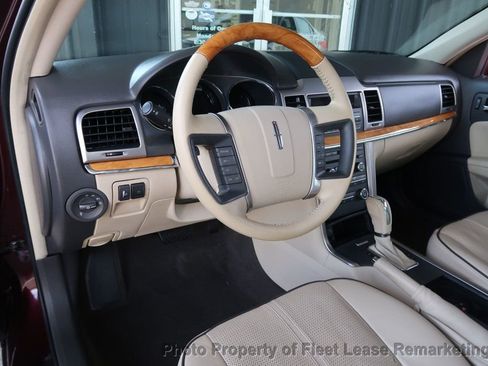 Used 2011 Lincoln MKZ Lincoln MKZ image 10