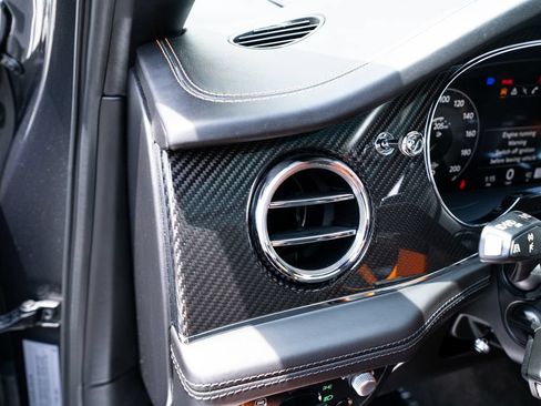 Used 2023 Bentley Bentayga Speed AWD/4WD image 31
