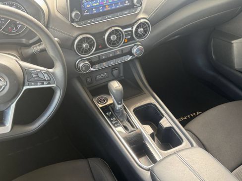 Used 2025 Nissan Sentra SV FWD image 40