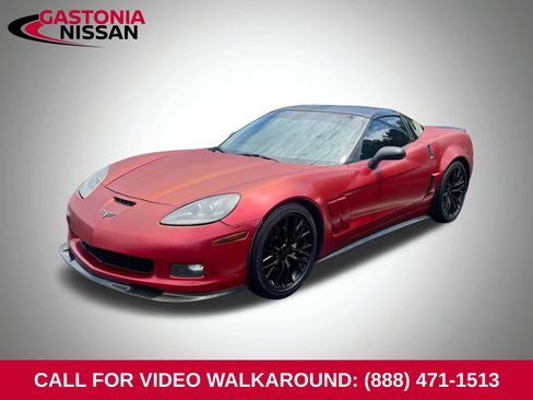 Used 2007 Chevrolet Corvette Coupe w/ Preferred Equipment Group RWD image 3