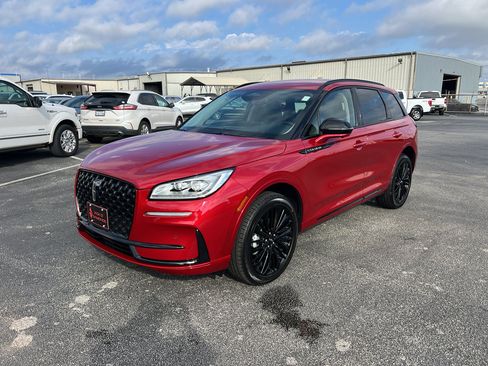 New 2026 Lincoln Corsair Reserve w/ Jet Appearance Package image 3