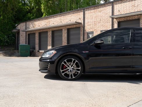 Used 2016 Volkswagen GTI S image 3