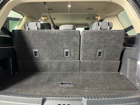 Used 2024 Ford Expedition XLT image 35