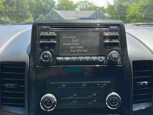 Used 2014 Nissan Titan SV image 20