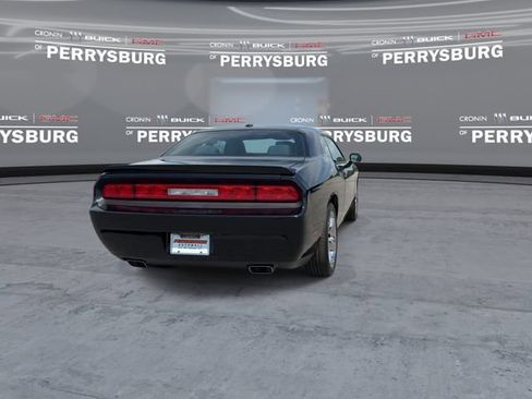 Used 2014 Dodge Challenger SXT w/ Super Sport Group (SS/T) RWD image 7