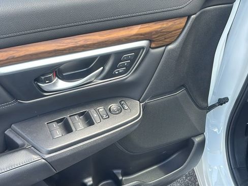 Used 2021 Honda CR-V Touring image 14