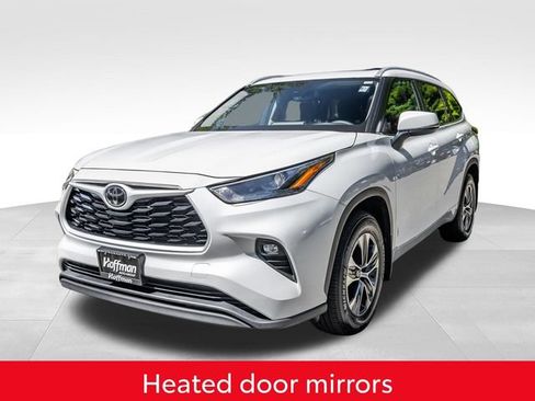 Used 2026 Toyota Highlander XLE AWD/4WD image 13