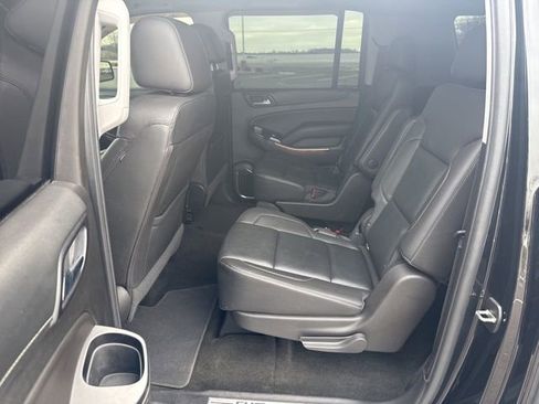 Used 2018 Chevrolet Suburban Premier image 24